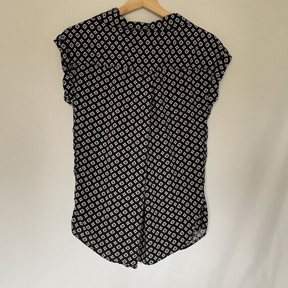 Jachs Girlfriend size s button down short sleeved collared shirt pockets rayon - Picture 7 of 8